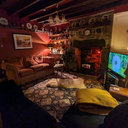 Fantastic Sea Views At Century'S Old Alma'S Cottage - Sleeps Up To 8 Guests Penmaenmawr Luaran gambar