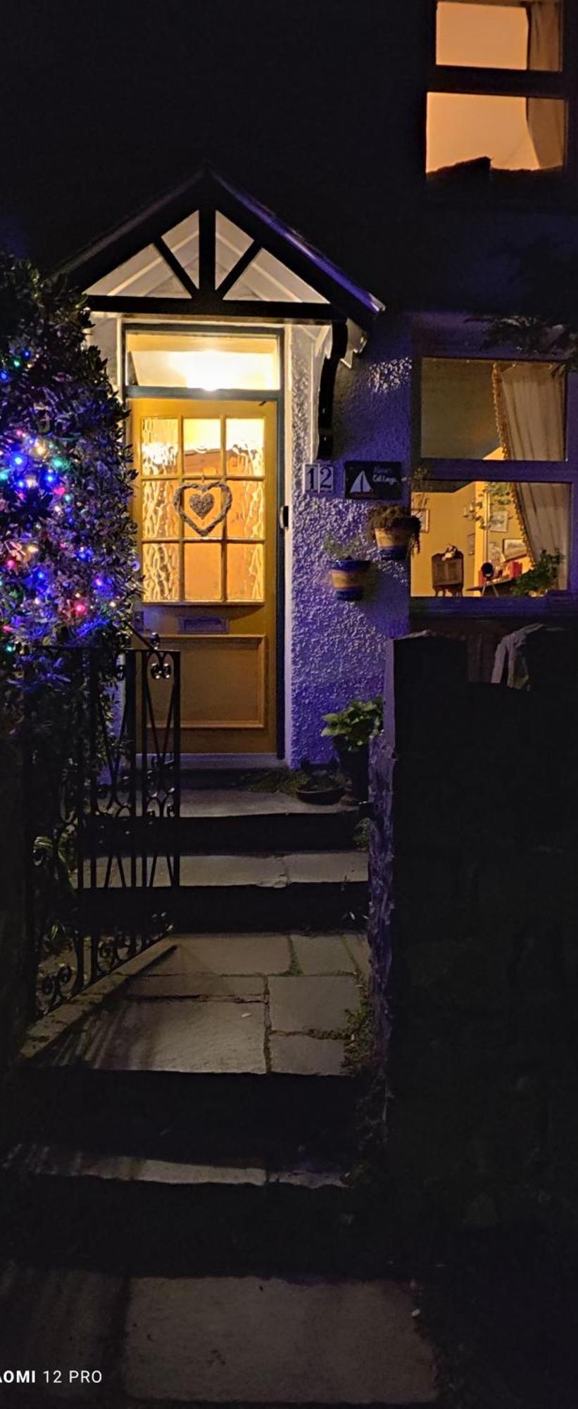 Fantastic Sea Views At Century'S Old Alma'S Cottage - Sleeps Up To 8 Guests Penmaenmawr Luaran gambar
