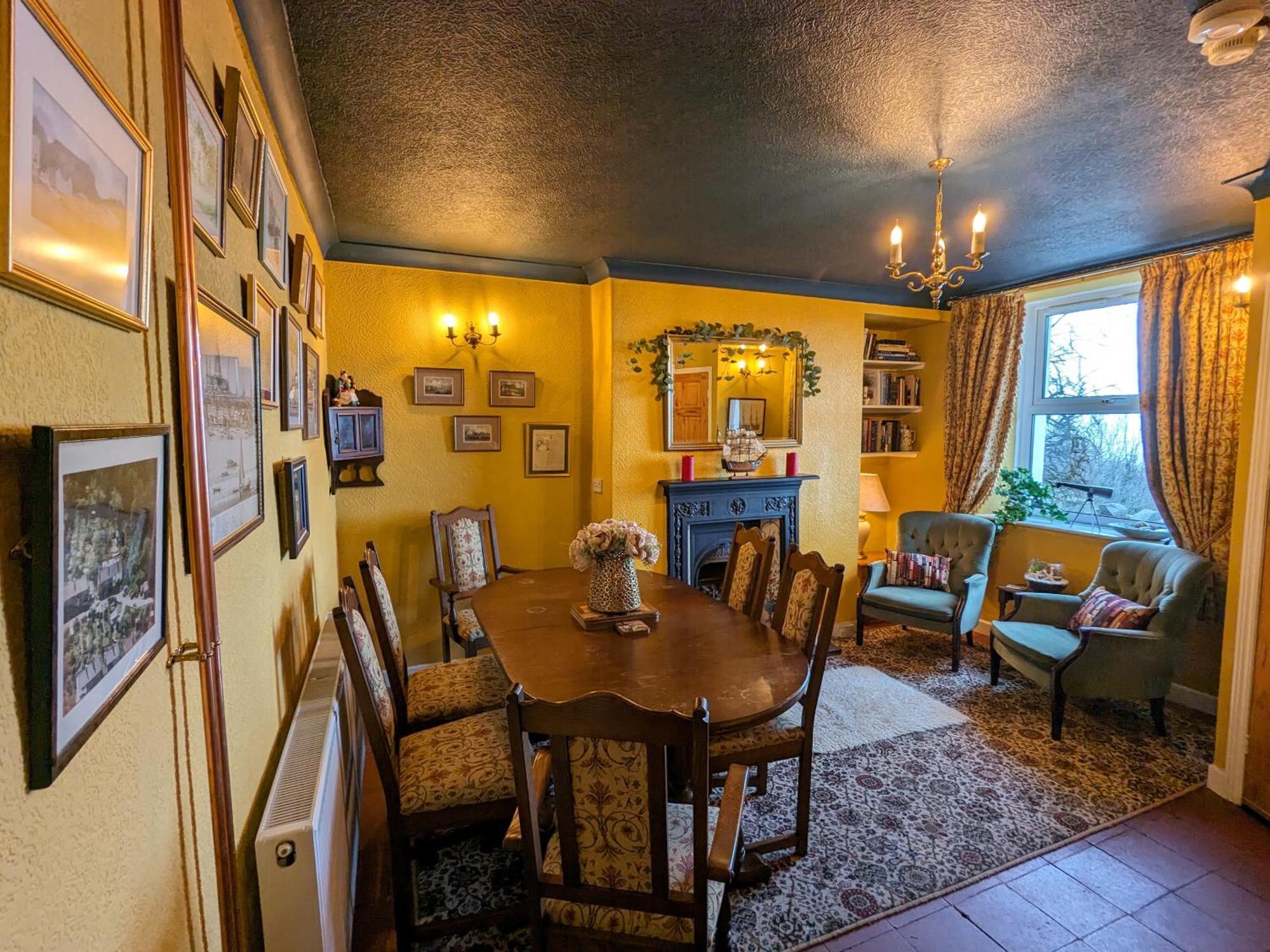 Fantastic Sea Views At Century'S Old Alma'S Cottage - Sleeps Up To 8 Guests Penmaenmawr Luaran gambar
