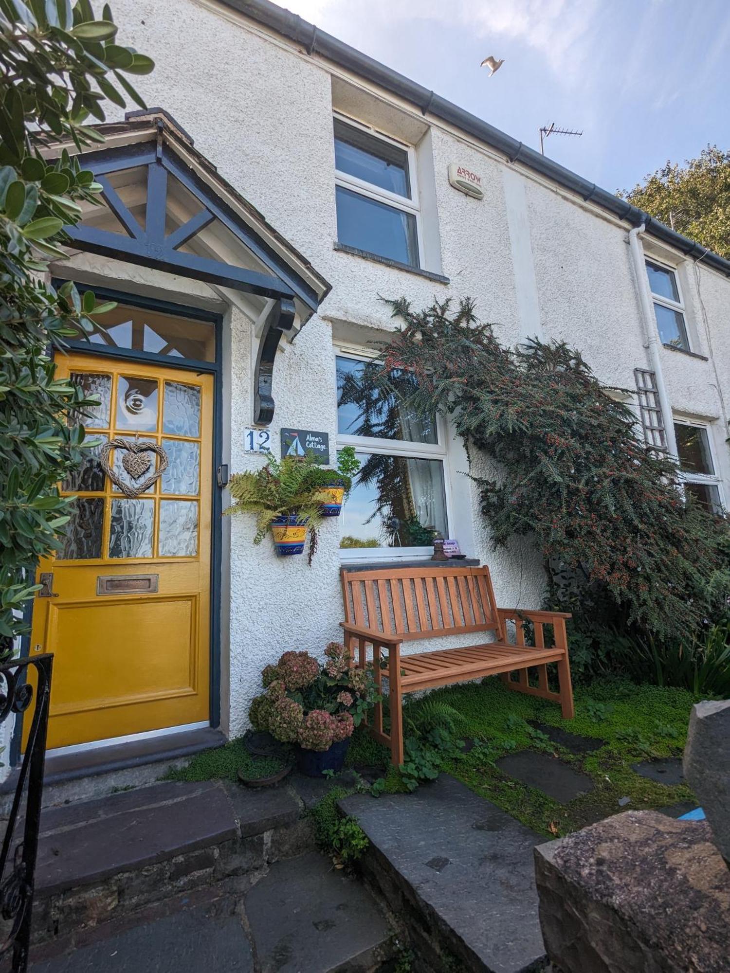 Fantastic Sea Views At Century'S Old Alma'S Cottage - Sleeps Up To 8 Guests Penmaenmawr Luaran gambar