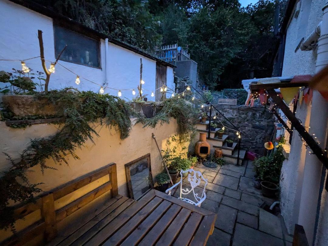 Fantastic Sea Views At Century'S Old Alma'S Cottage - Sleeps Up To 8 Guests Penmaenmawr Luaran gambar
