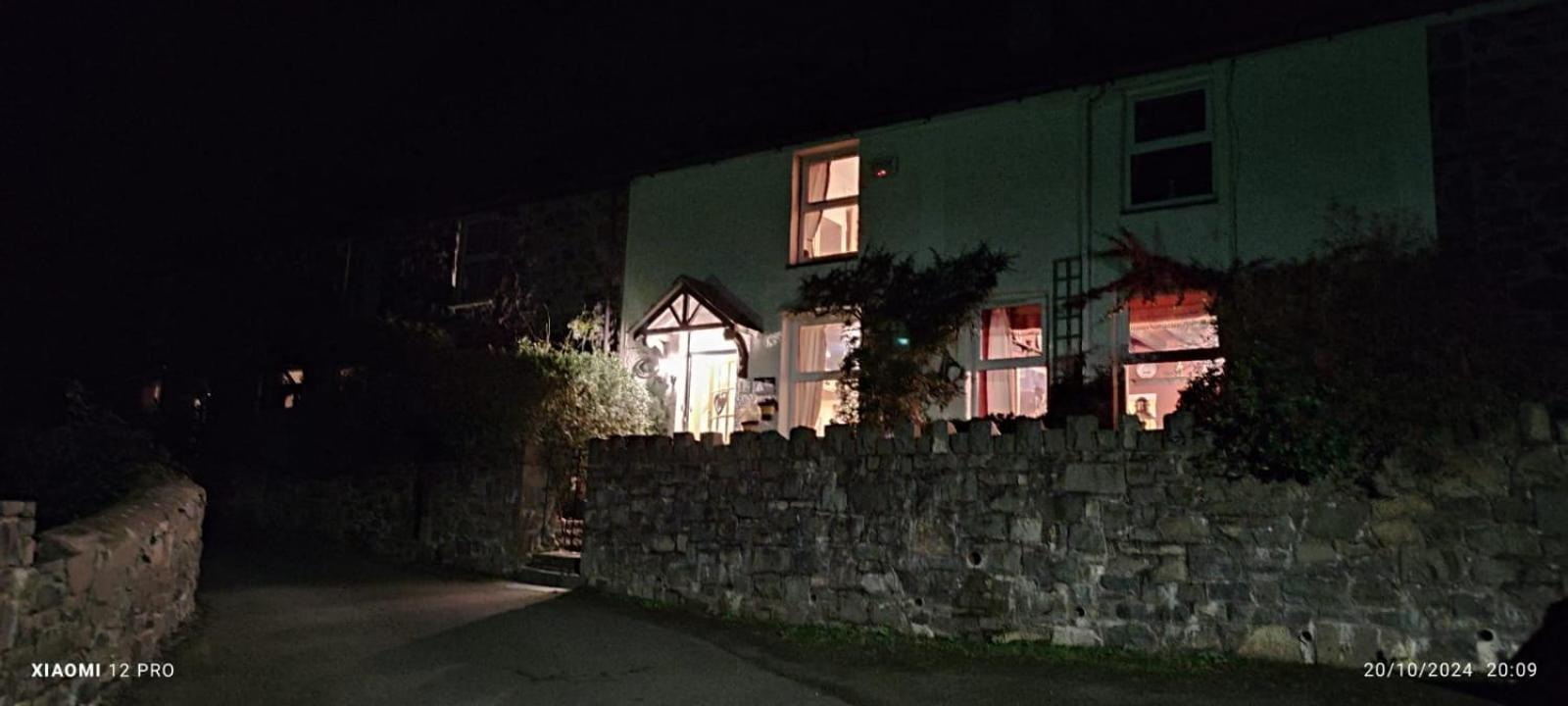 Fantastic Sea Views At Century'S Old Alma'S Cottage - Sleeps Up To 8 Guests Penmaenmawr Luaran gambar