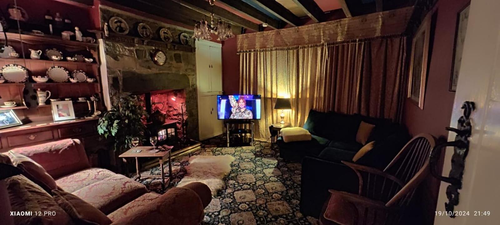 Fantastic Sea Views At Century'S Old Alma'S Cottage - Sleeps Up To 8 Guests Penmaenmawr Luaran gambar